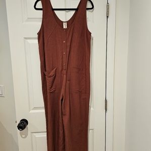 Eve Gravel trendy linen jumpsuit in rust